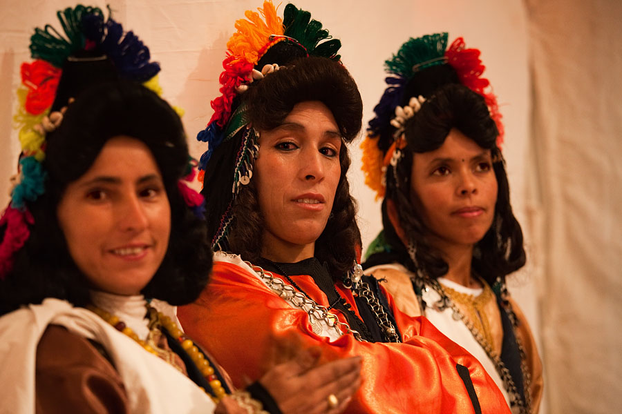  Colourful dancers from Kelaat M gouna waiting for their performance on the Imilchil music festival